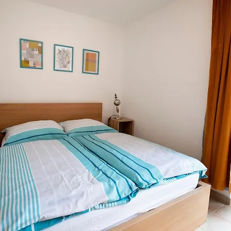 Apartma Categorical *