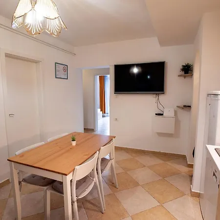 Apartma Categorical * בפורטורוז